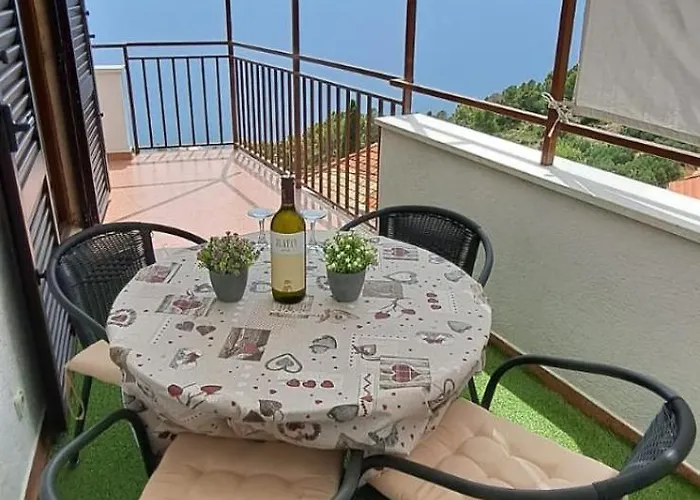 Apartment Lucija